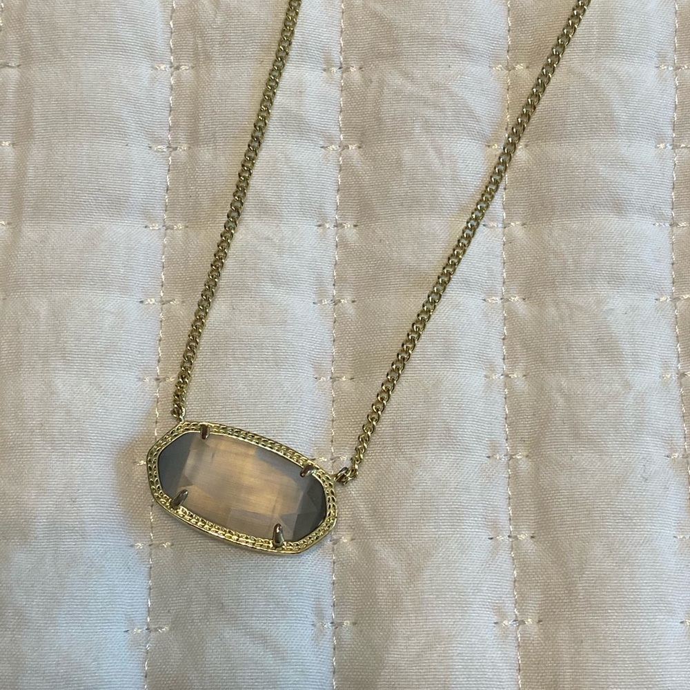 Light Purple/Grey Kendra Scott Necklace